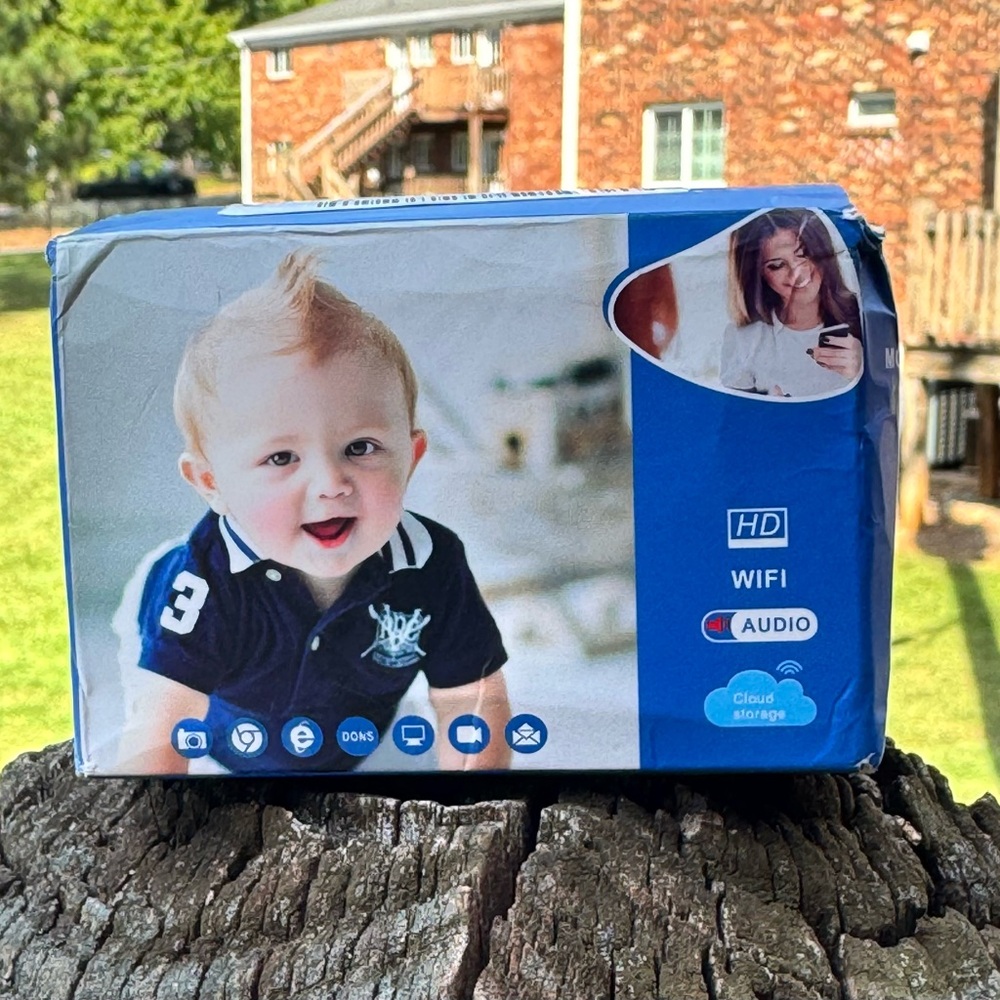 📷 Indoor Security Camera – HD, WiFi & Audio